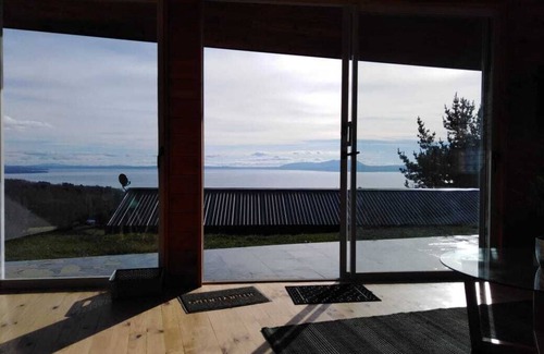 Pucon House | Lovely Cabin with panoramic view of the lake