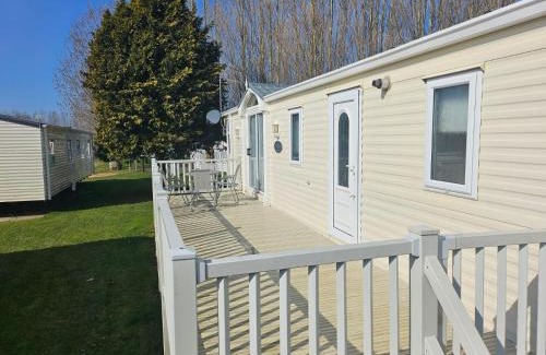 Hunstanton Other | Lovely Caravan At Manor Park, Nearby Hunstanton Beach In Norfolk Ref 23029T