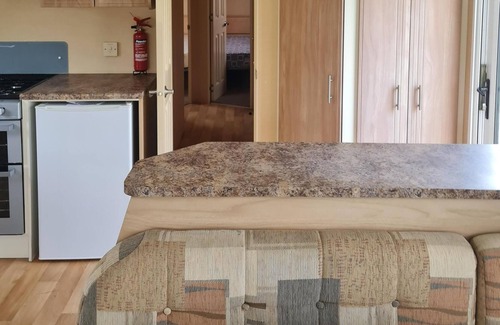 Winestead House | Lovely caravan at Sand le Mere Holiday Park ref 71002I