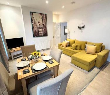 Saint Paul's Apartment | Lovely Central 1BR Flat