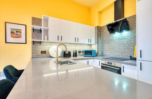 City Centre Glasgow Apartment | Lovely Central Station 1 Bed Apartment A6