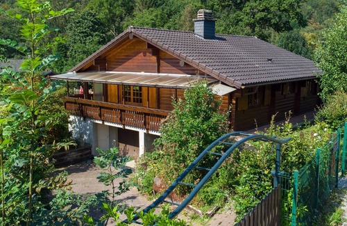 Aywaille House | Lovely chalet with enclosed garden in the Ardennes
