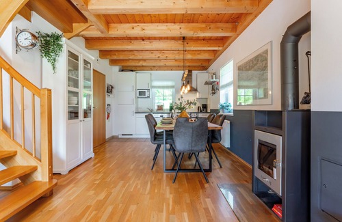 Kotschach-Mauthen Ski Chalet | Lovely chalet with garden near the ski slope