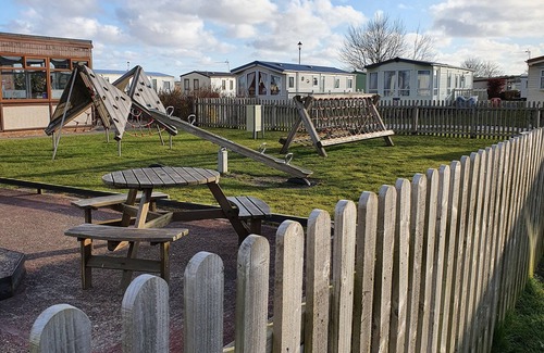 Mablethorpe Ski Chalet | Lovely Chalet close to the Beach