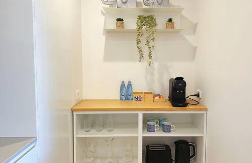 Braddon Apartment | Lovely City 1BR Apt Free Parking & Facing Mall