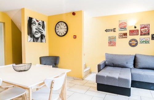 Erezee House | Lovely, Colourful Holiday Home for Small Families