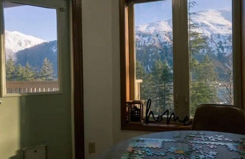 Douglas Condo | Lovely Condo Across from Downtown w/Mountain View