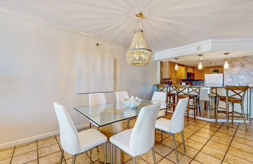 Orange Beach Condo | Lovely Condo in Beachfront Resort w/Shared Hot Tub & Pool, Central AC, Free WiFi