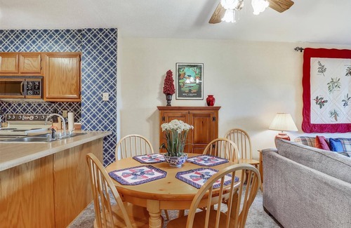 Davis Condo | Lovely condo offers great views, ideal location and all the comforts of home.