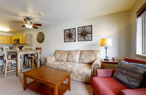 Steamboat Springs Condo | Lovely condo near the Wildhorse gondola with pool, hot tub & winter shuttle