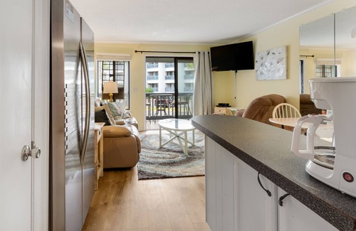 Tybee Island Condo | Lovely condo with balcony, amazing ocean views, pool & tennis
