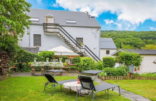 Vierves-sur-Viroin Cottage | Lovely Cottage in Vierves-sur-Viroin with Garden and Terrace