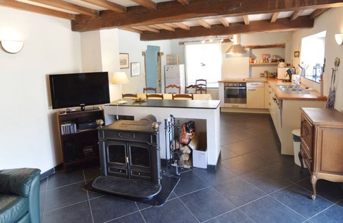 Alle Cottage | Lovely Cottage in Alle with Garden