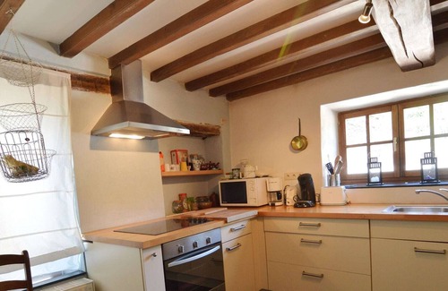 Alle Cottage | Lovely Cottage in Alle with Garden