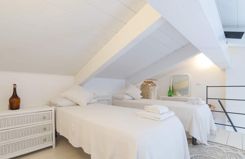 Sassari House | Lovely cottage with sea views, walking distance from beaches: Casa Ginepro