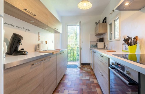 Vieussan Villa | Lovely country house with private pool