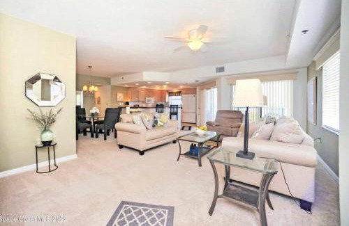 New Smyrna Beach Apartment | Lovely & Cozy 3 bedroom with pool