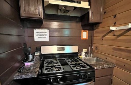 Big Bear Lake Cabin | Lovely, Cozy Jetted Hot Tub Cabin - Bear Manor #6