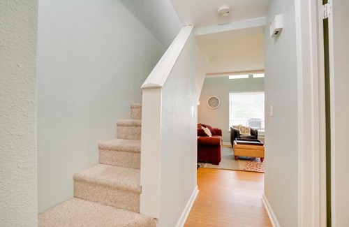 Quincy Apartment | Lovely Crescent Bar Condo with Community Amenities!