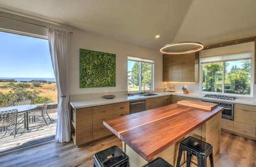 Sea Ranch House | Lovely Day: 2 BR, 2.5 BA House in Sea Ranch, Sleeps 6