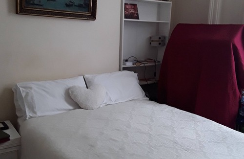 Kentish Town Condo | Lovely double Bed in the heart of Kentish town
