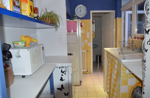 Albi Apartment | Lovely Duplex Inner Court and Semi-Covered Terrace