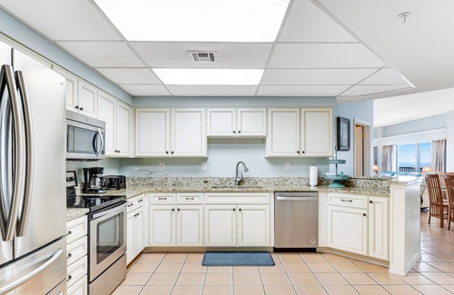 Orange Beach Condo | Lovely, Eighth-Floor Condo w/Shared Pool, Tennis Court, Sauna + WiFi, Central AC