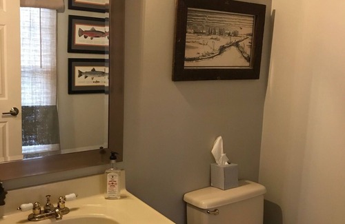 Cape Saint Claire House | Lovely Family Home Just Minutes From Annapolis