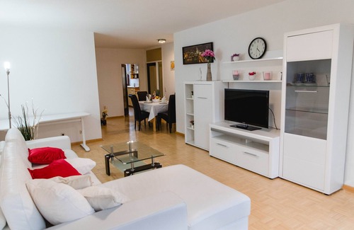 Rhein-Erft-Kreis District Apartment | Lovely flat between Cologne and Bonn, close to Phantasy Land
