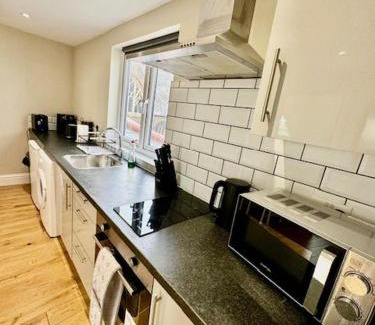 Crofton Park Apartment | Lovely flat in Brockley, SE4