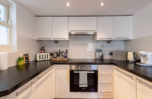 Courtfield Apartment | Lovely flat in Chelsea