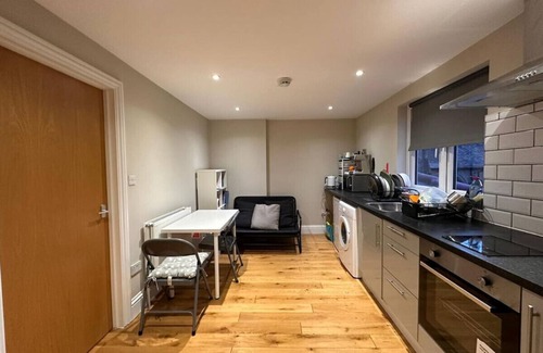 Crofton Park Apartment | Lovely flat in Brockley, SE4