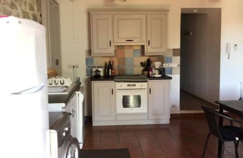 Issor Apartment | Lovely and spacious apartment in traditional Provençal Mas - Sauvignonnn