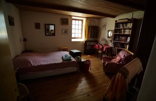 Saint-Gervais-sur-Roubion Other | Lovely restored farmhouse in Provence surrounded by sunflowers & vineyards
