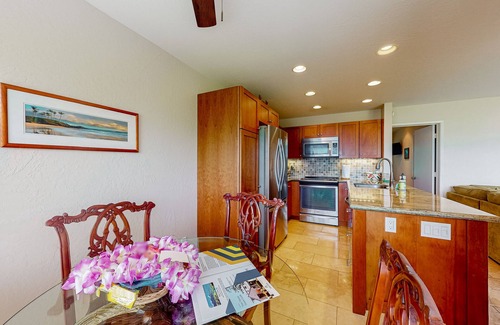 Princeville Condo | Lovely front-row home on Oceans Bluff w/views of Bali Hai, WiFi, pool & hot tub