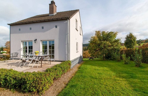 La Roche-en-Ardenne House | Lovely Holiday Home in Ardennes Luxembourg with Garden