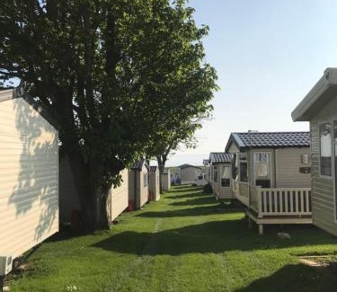 Wyke Regis Resort | Lovely Holiday Caravan, great location - Pebble Bank, near Chesil Beach