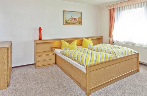 Bad Liebenstein Apartment | Lovely holiday home in the Thuringian Forest with roof terrace and great view