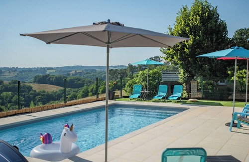 Sarlat-la-Caneda House | Lovely holiday home with private pool and views
