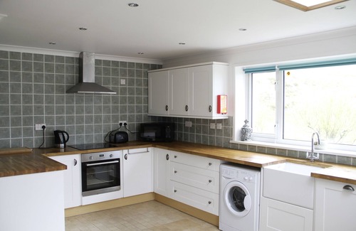 Ardroil House | Lovely Holiday Home with wonderful sea views in peaceful, sheltered location