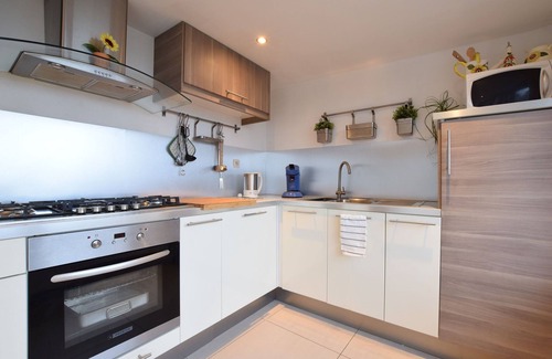 Somme-Leuze House | Lovely holiday home in Gros Chêne with bubble bath