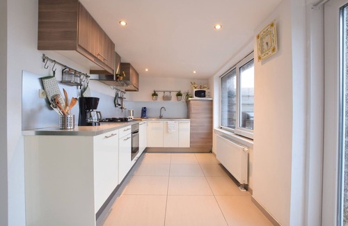Somme-Leuze House | Lovely holiday home in Gros Chêne with bubble bath