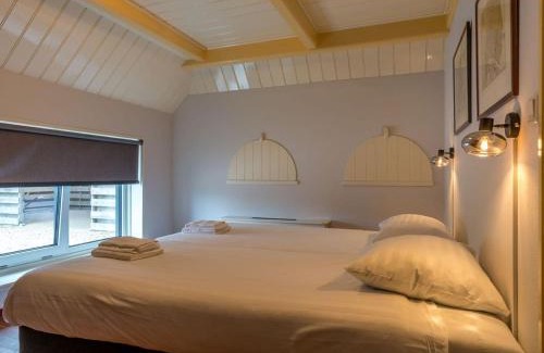 Oosterend House | Lovely Holiday Home in Texel near Sea