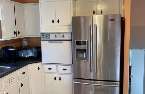 Cheviot House | Lovely home away from home 4 BR 3 ba