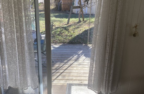 Cheviot House | Lovely home away from home 4 BR 3 ba
