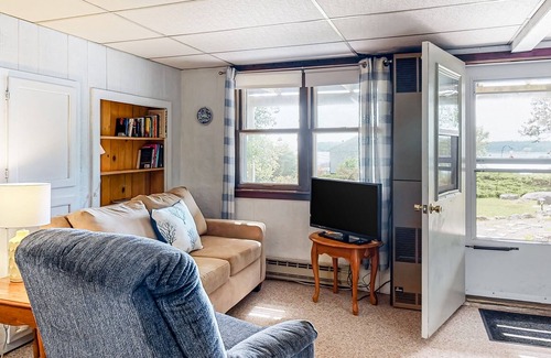 Bass Harbor House | Lovely home, cottage, apartment, with oceanview & washer/dryer