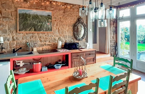 Les Loges-Marchis House | Lovely home in Les Loges-Marchis