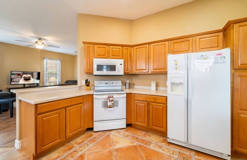Highgate Park House | Lovely home in a gated neighborhood with pool and spa