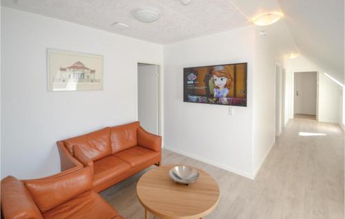 Allingabro House | Lovely Home In Allingåbro With Kitchen