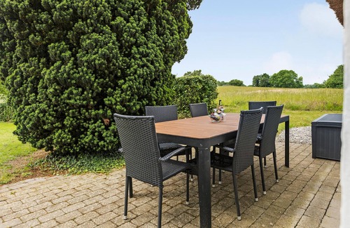 Kettingskov House | Lovely home in Augustenborg with WiFi